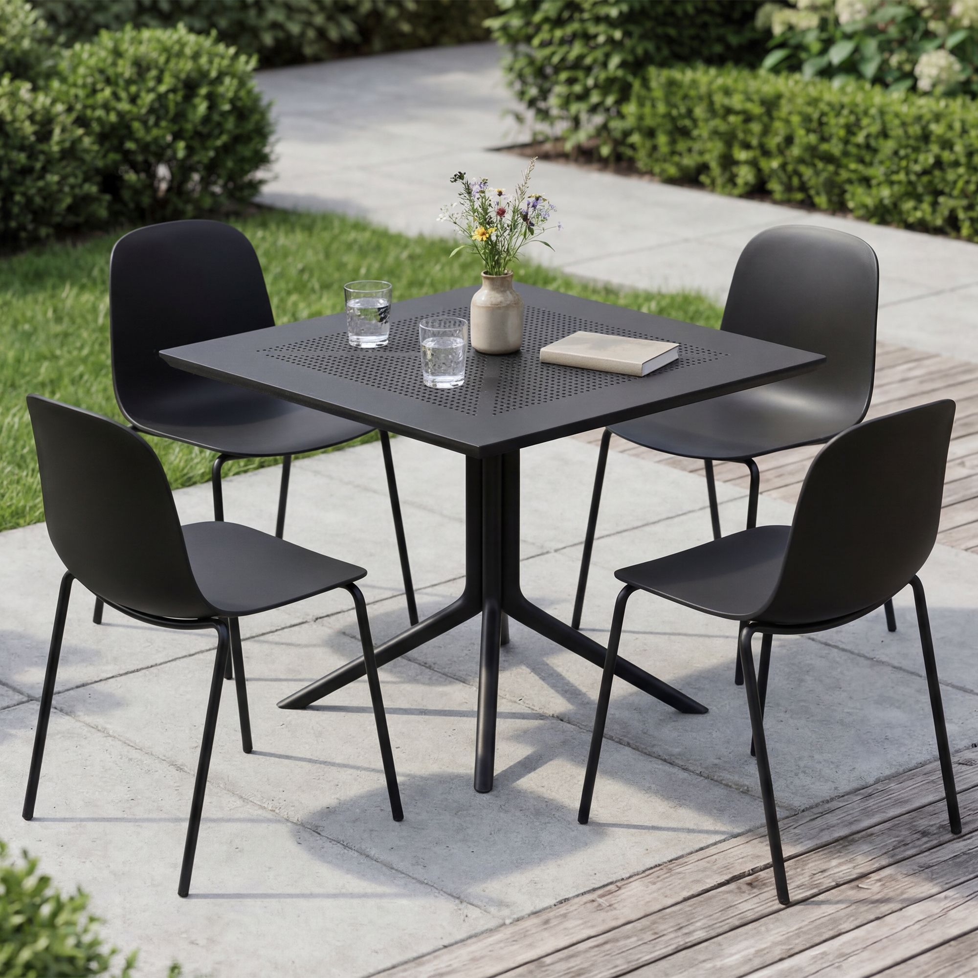 Gartenmöbel-Set Zeron mit 4 Stühlen schwarz
