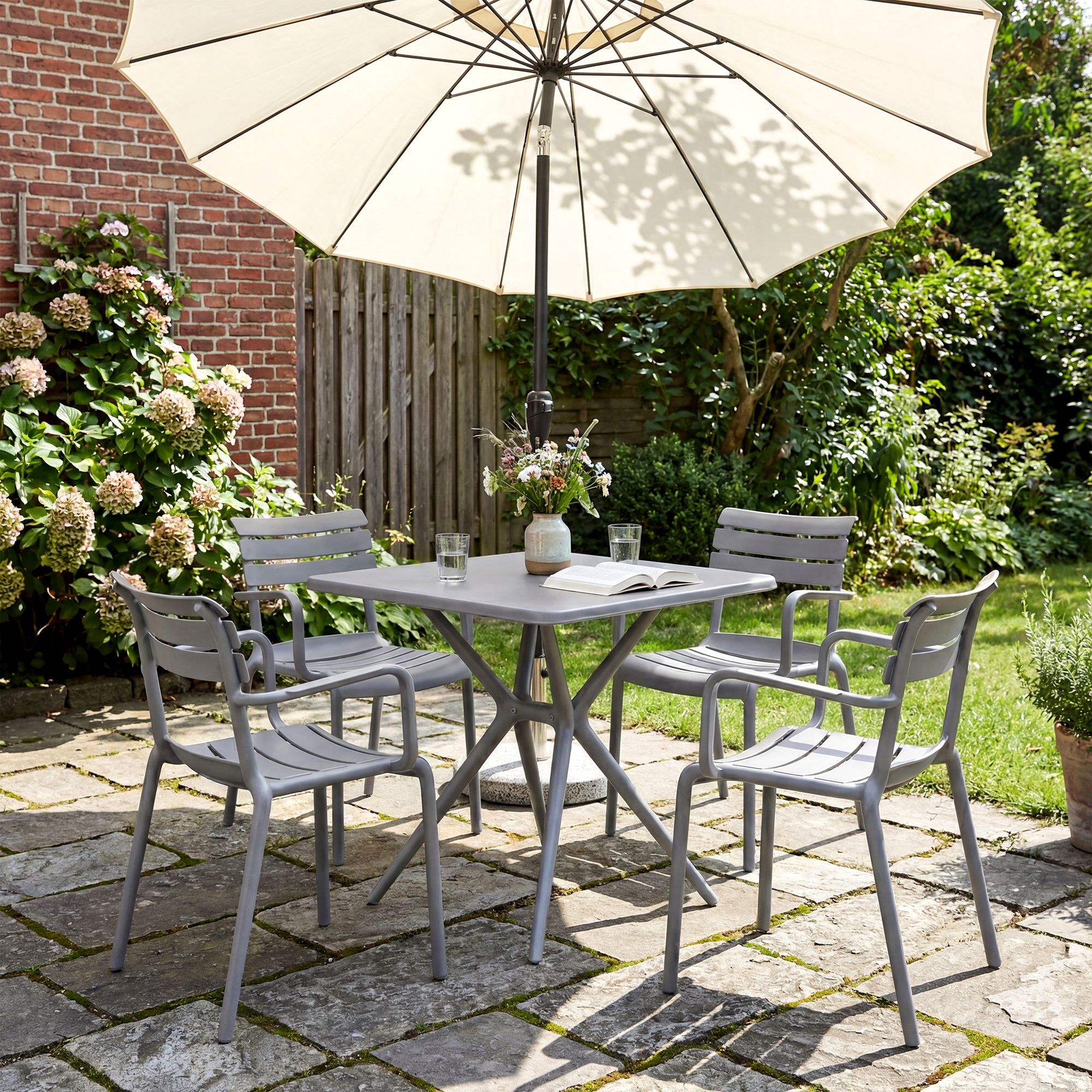 Gartenmöbel-Set Avena mit 4 Stühlen grau