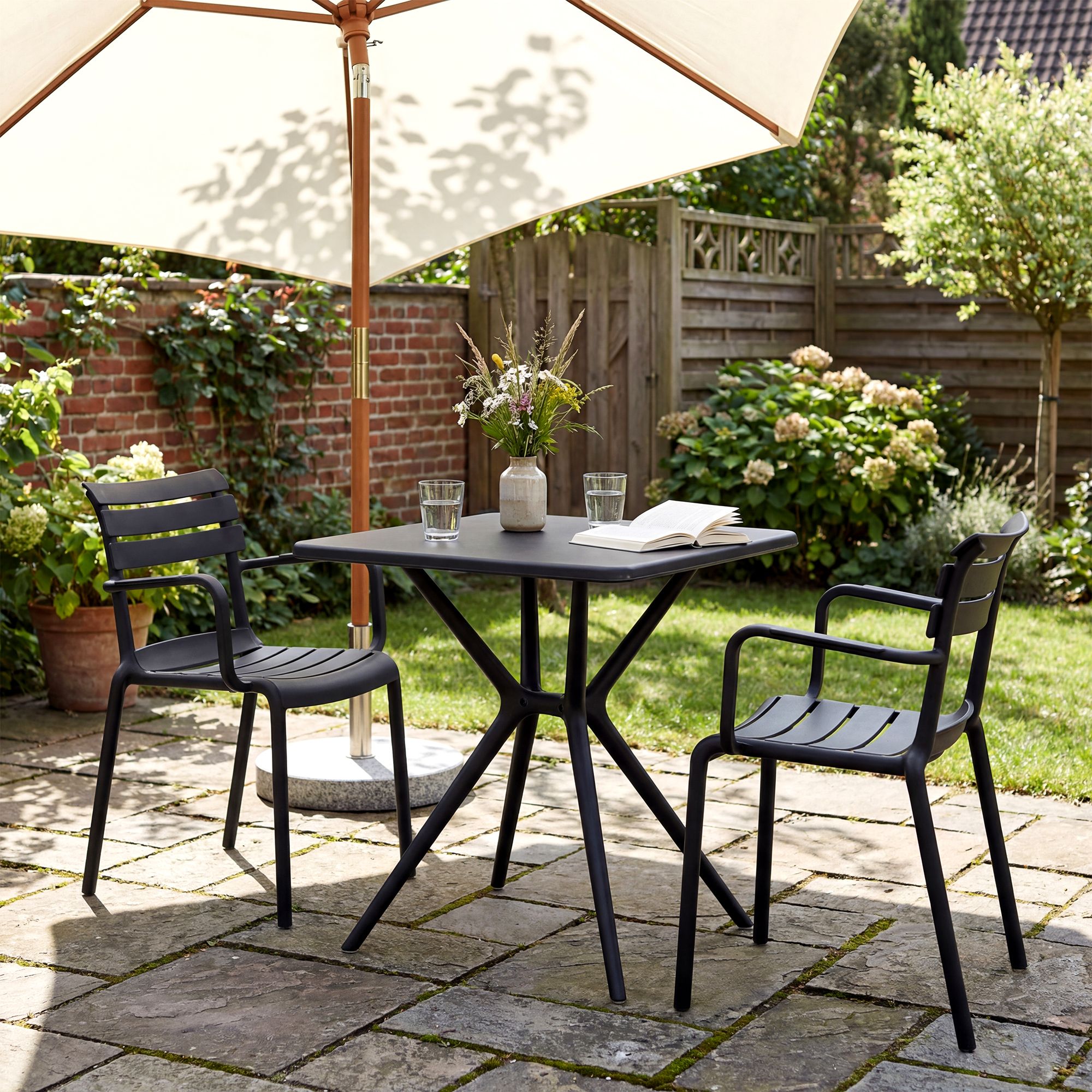 Gartenmöbel-Set Avena mit 2 Stühlen schwarz
