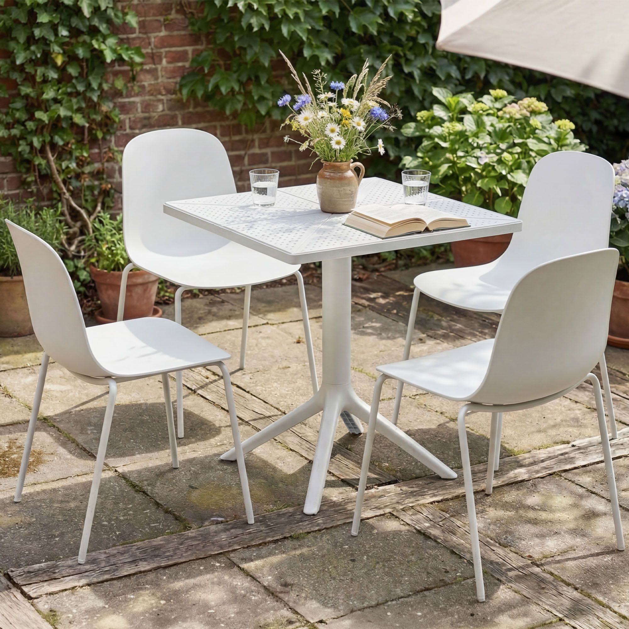 Gartenmöbel-Set Nerra mit 4 Stühlen weiß