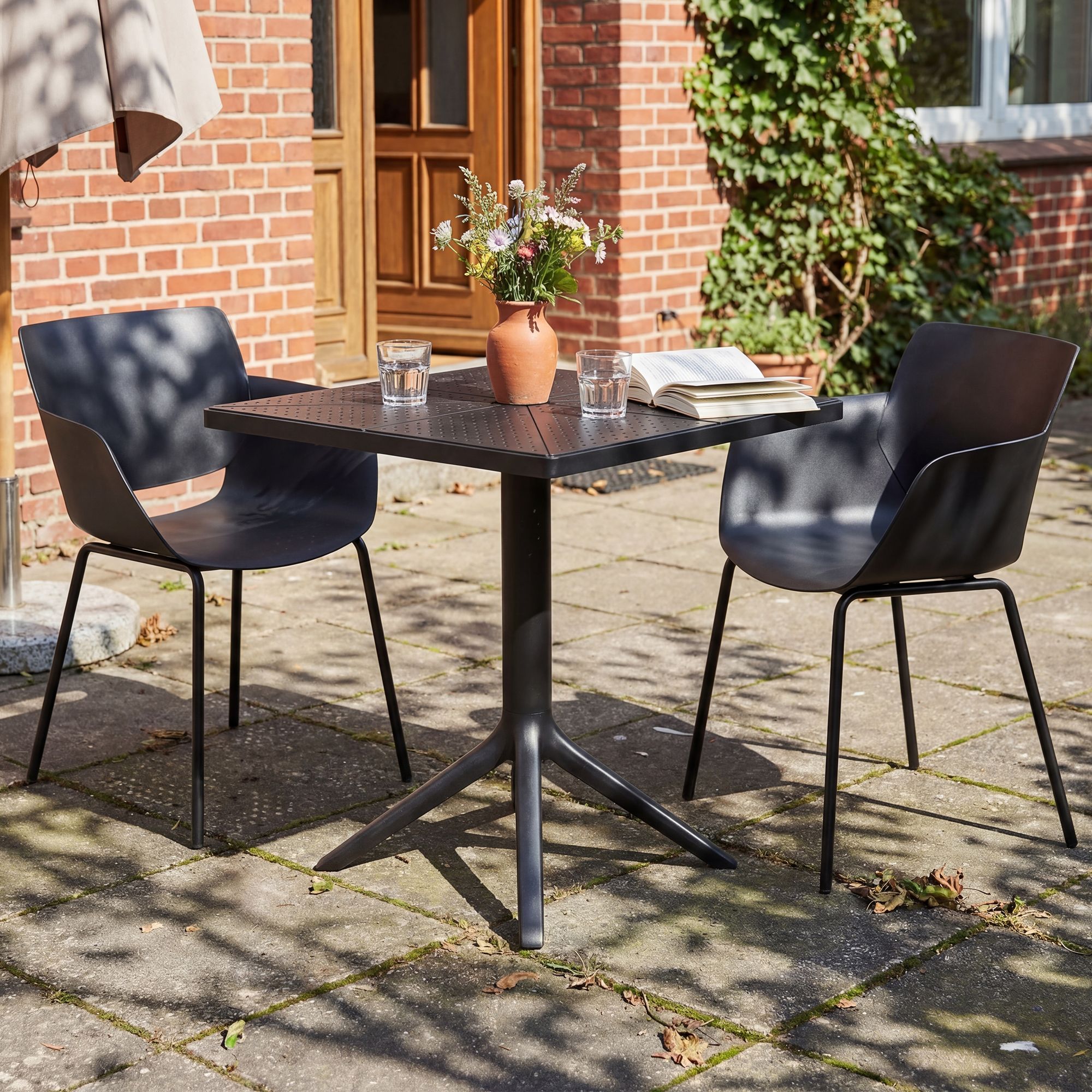 Gartenmöbel-Set Norva mit 2 Stühlen schwarz